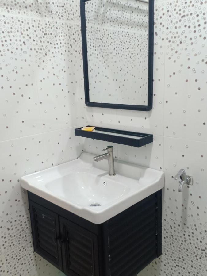 Tebing Guest House Taman Negara Malaysia كُوالا تاهان المظهر الخارجي الصورة
