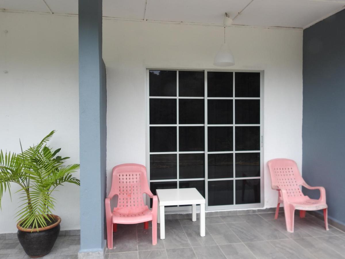 Tebing Guest House Taman Negara Malaysia كُوالا تاهان المظهر الخارجي الصورة