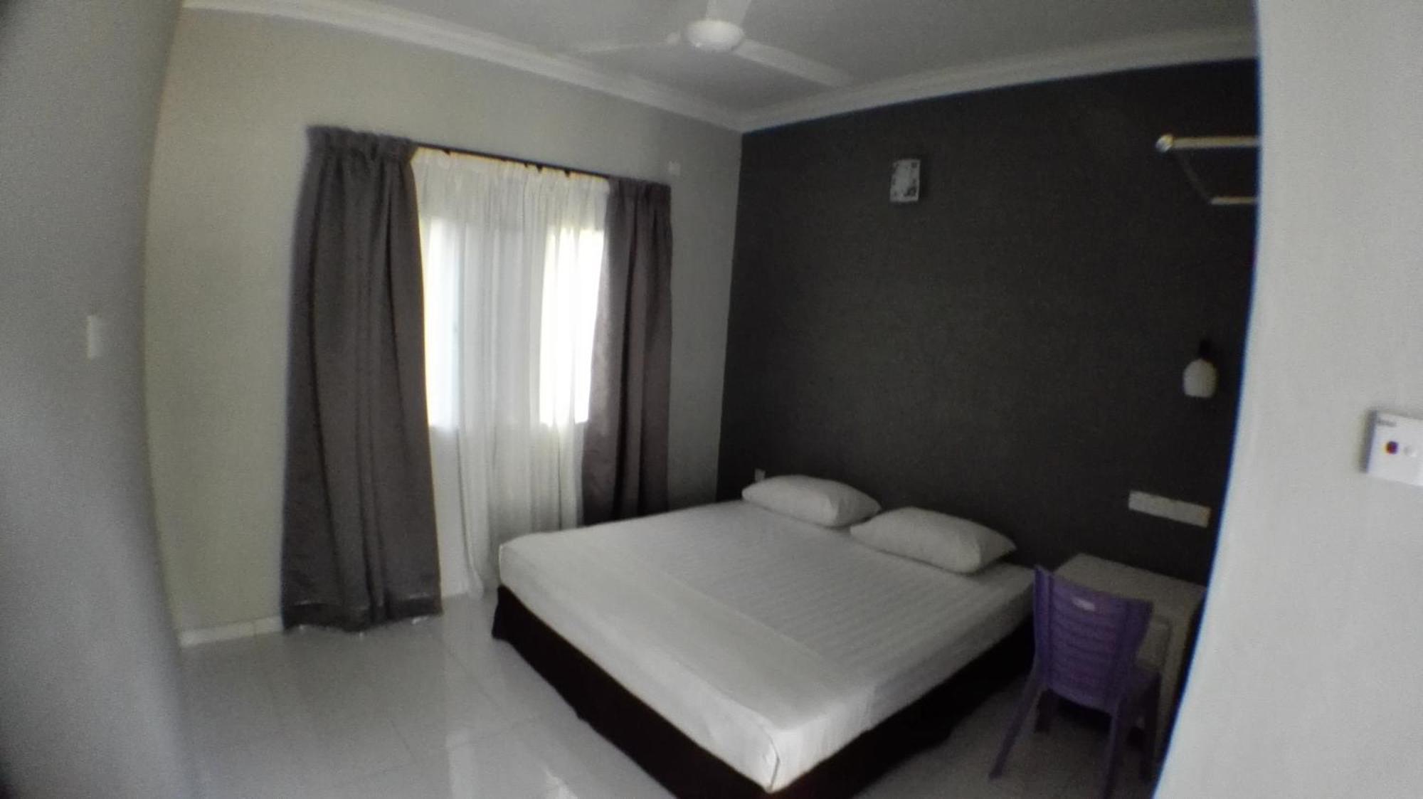 Tebing Guest House Taman Negara Malaysia كُوالا تاهان المظهر الخارجي الصورة