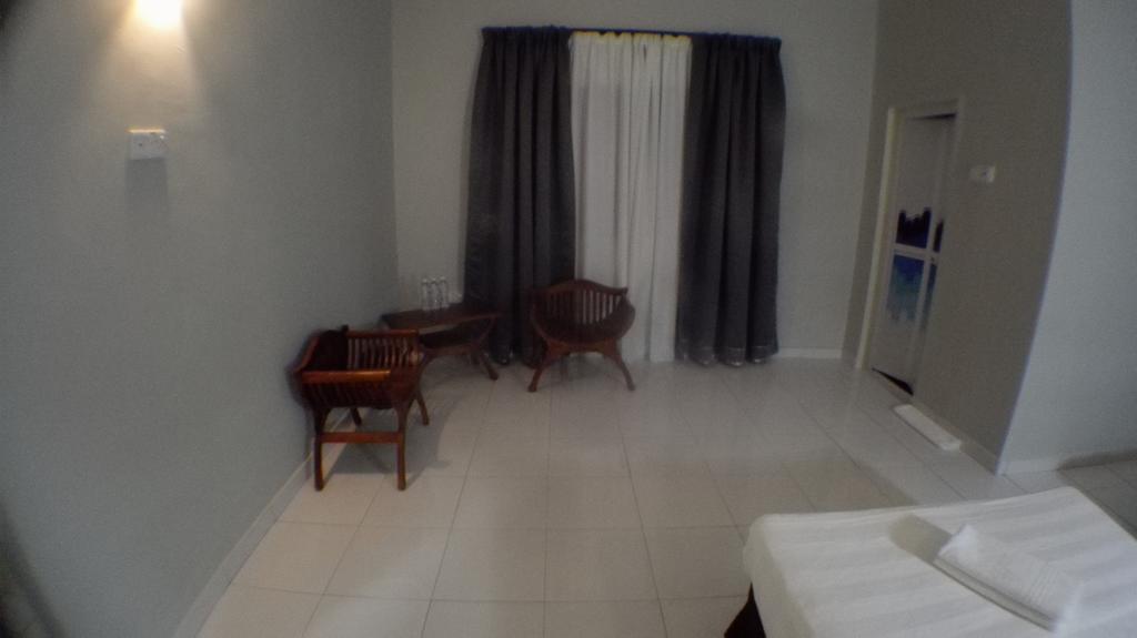 Tebing Guest House Taman Negara Malaysia كُوالا تاهان المظهر الخارجي الصورة