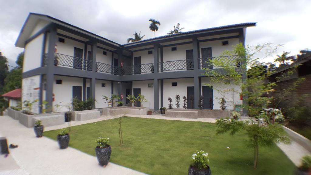 Tebing Guest House Taman Negara Malaysia كُوالا تاهان المظهر الخارجي الصورة
