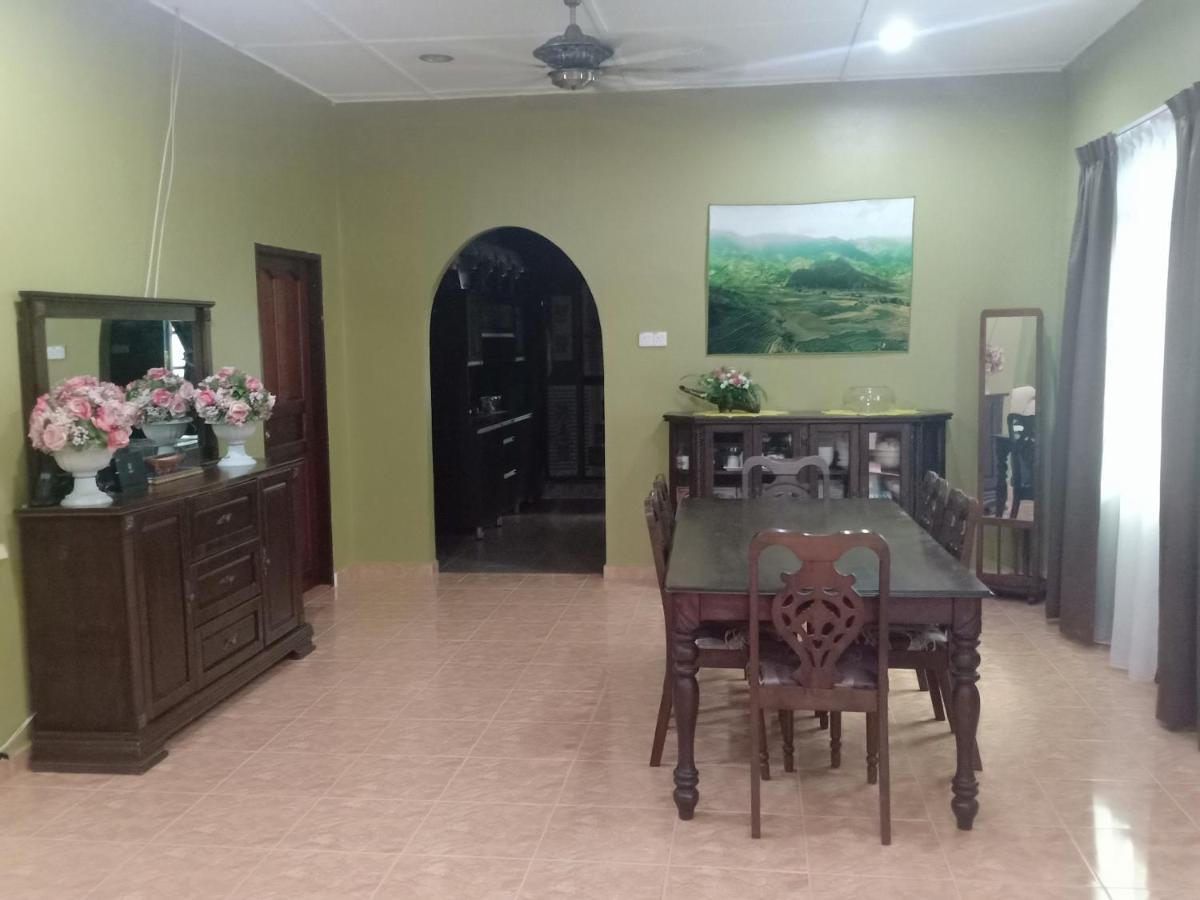 Tebing Guest House Taman Negara Malaysia كُوالا تاهان المظهر الخارجي الصورة